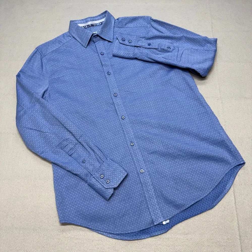 Robert Graham Small Classic Fit Blue Geometric Long Sleeve Button Down Shirt